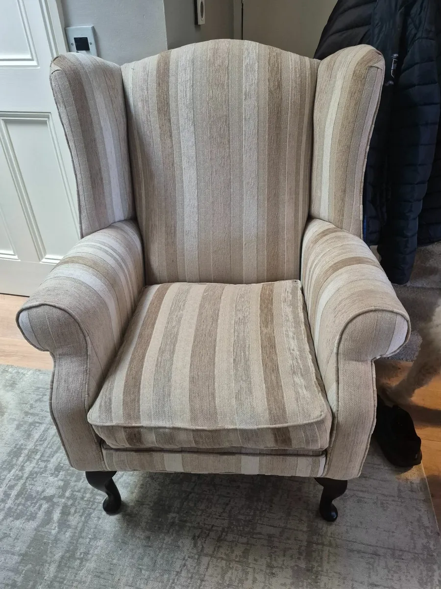 Sofa bed and queen ann chairs - Image 2