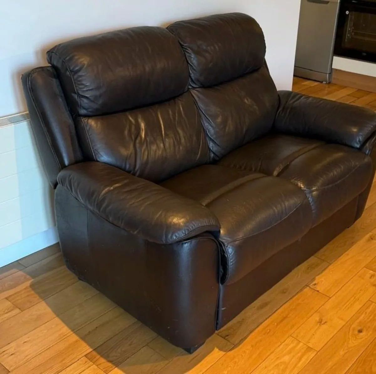 2 Seater Leather sofa - Image 2