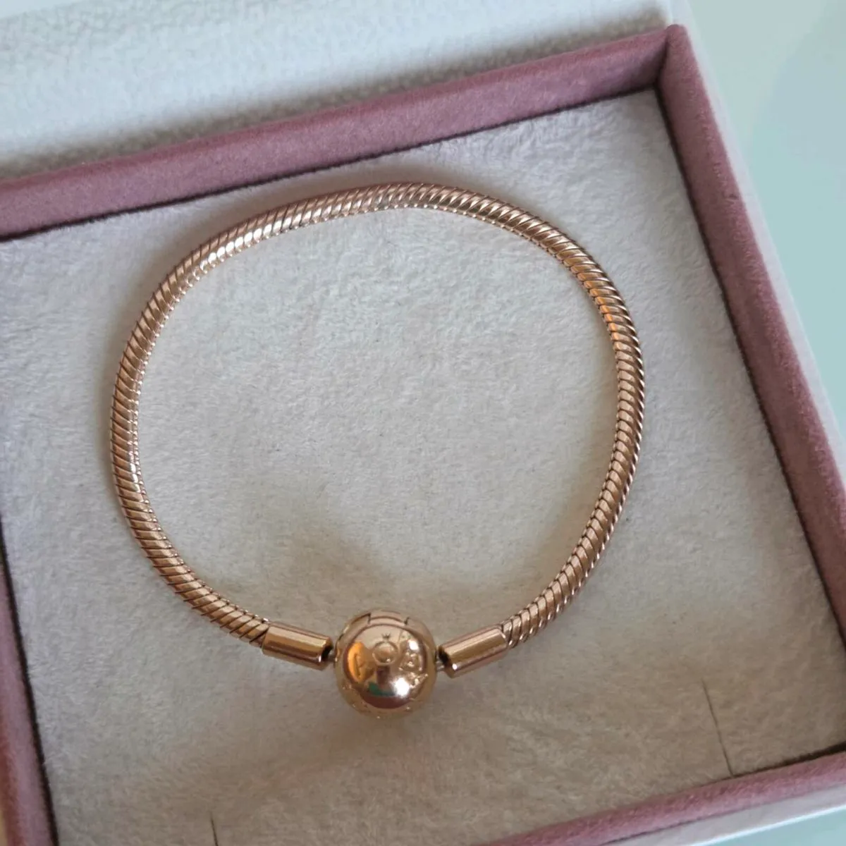 Pandora bracelet rose gold perfect condition fully - Image 4