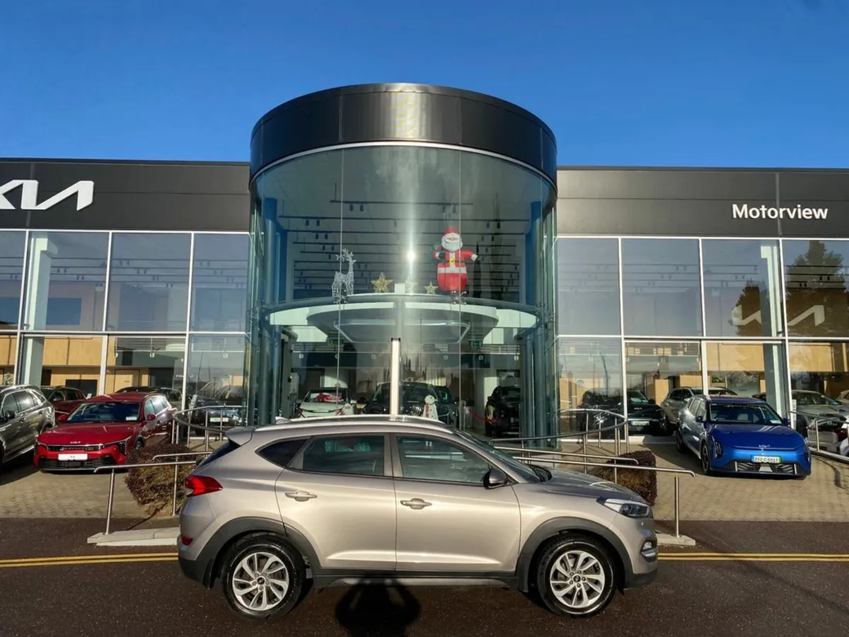 Hyundai Tucson 4WD Executive 5DR - Image 1
