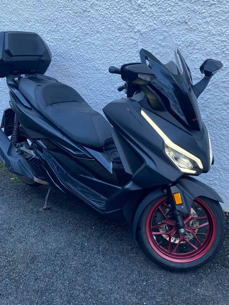 Honda Forza - Image 1