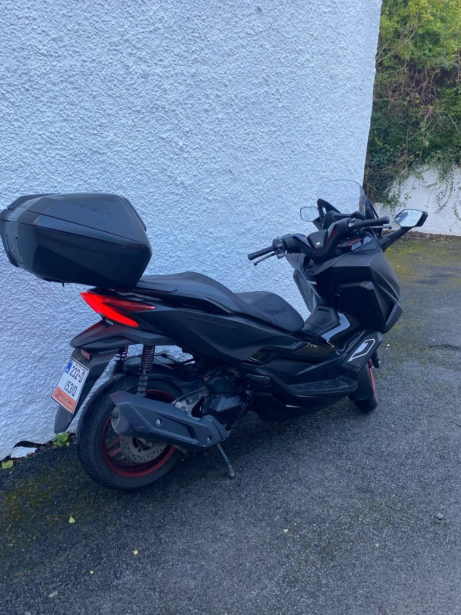 Honda Forza - Image 3