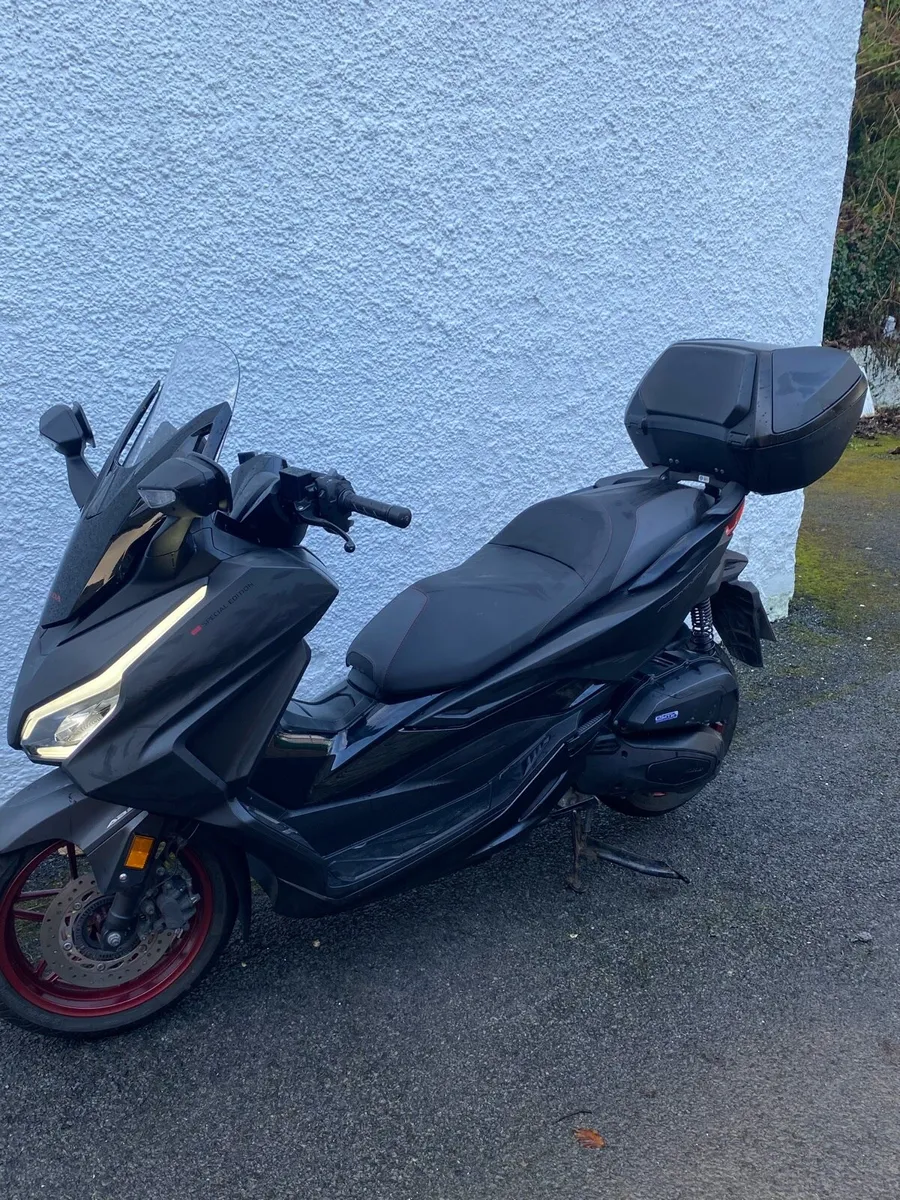 Honda Forza - Image 4