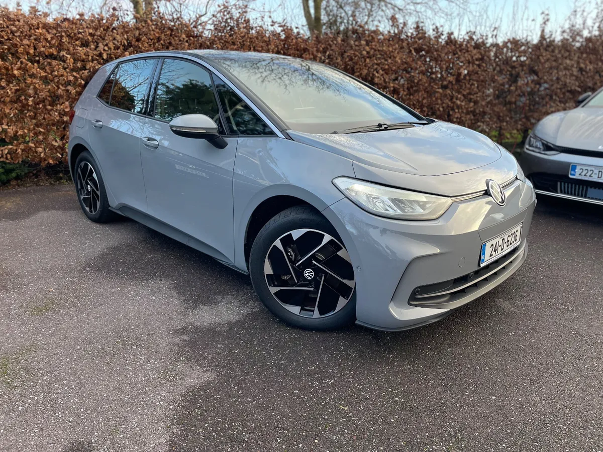 PRO PLUS 58KWH 204HP | STUNNING EXAMPLE | AS NEW - Image 1