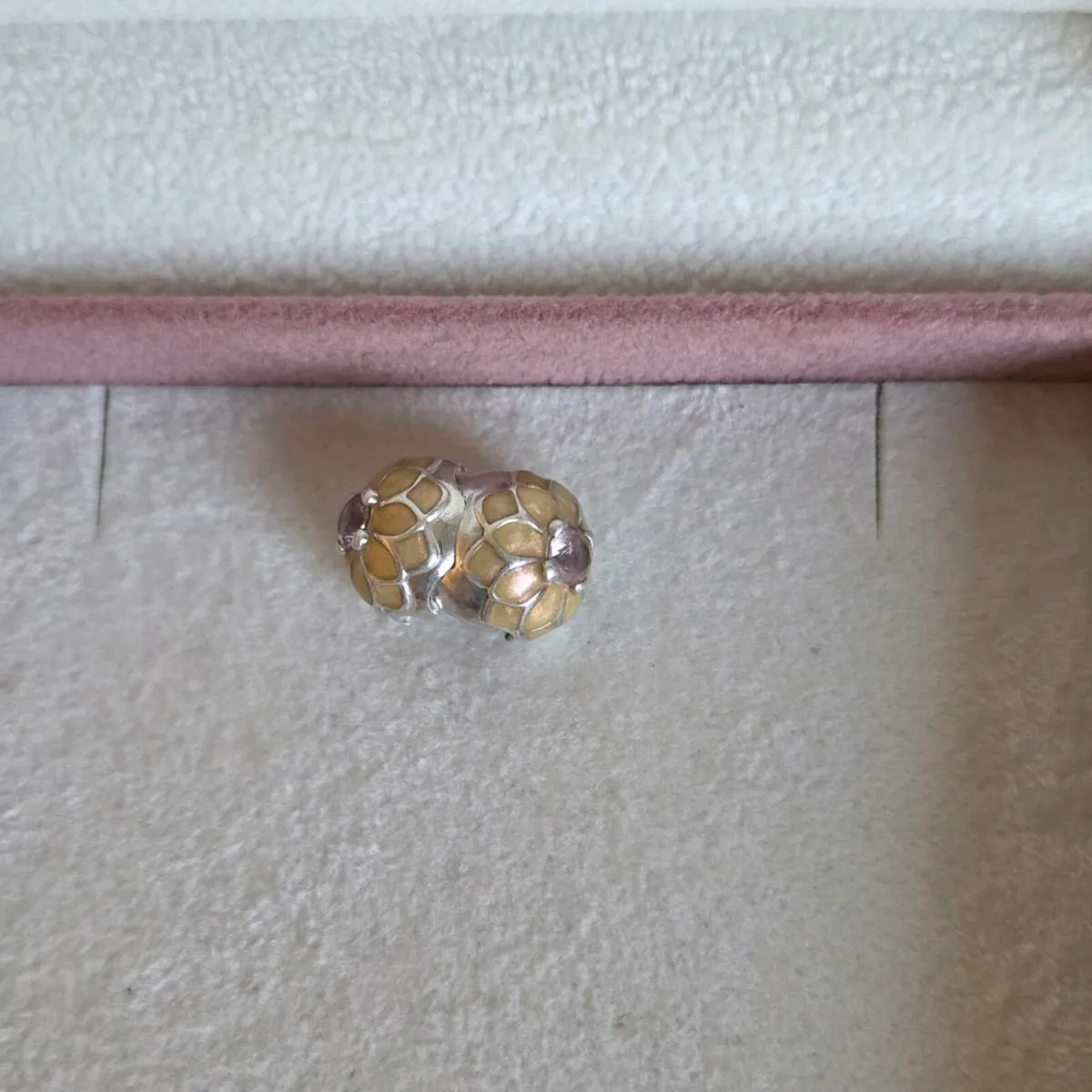 Pandora flower charm clip perfect condition fully - Image 2