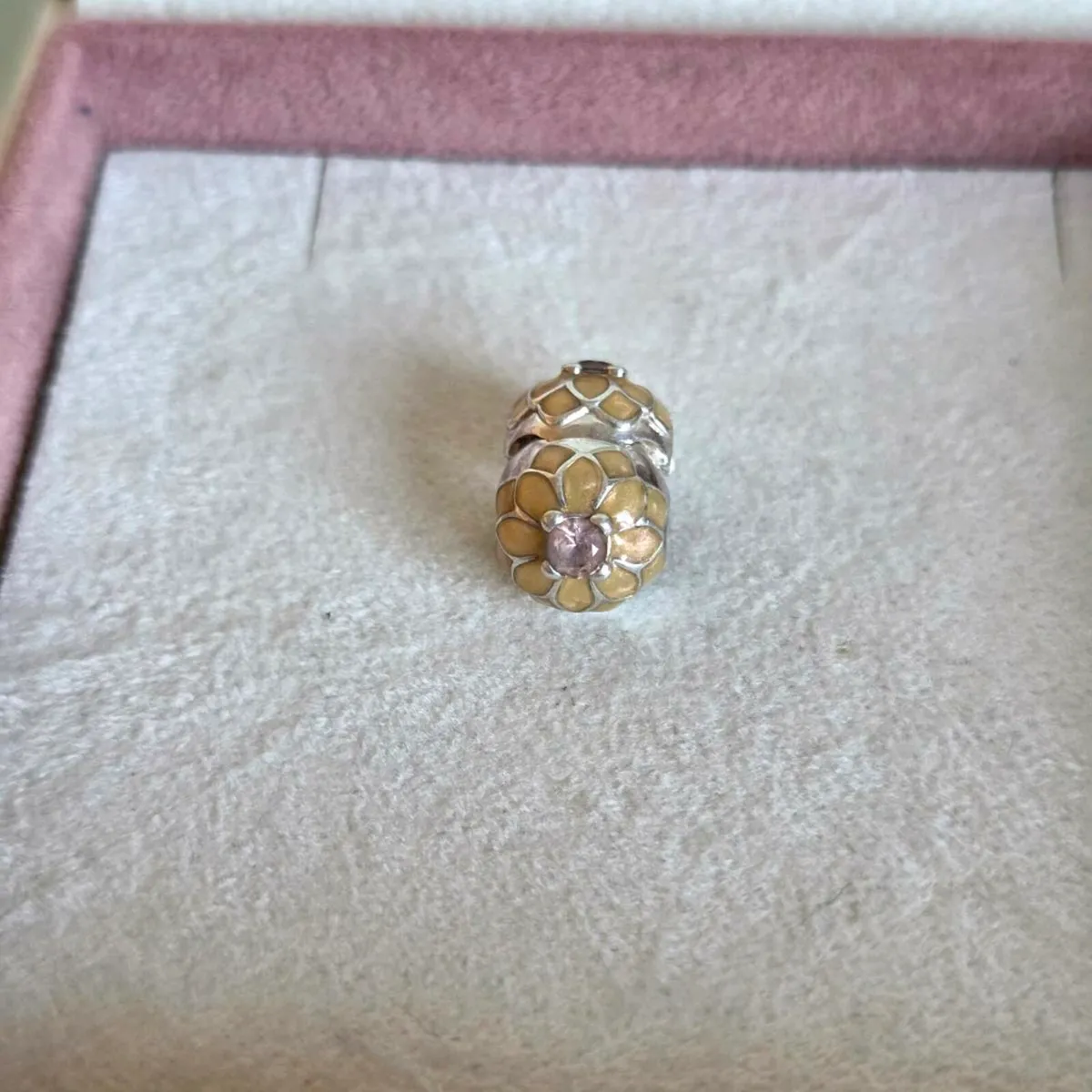 Pandora flower charm clip perfect condition fully - Image 4