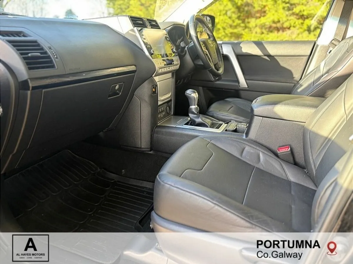 Toyota Land Cruiser COMMERCIAL 2-SEATER AUTOMATIC - Image 4