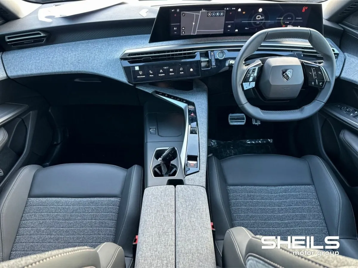Peugeot 5008 ALLURE PETROL  HYBRID 7 SEATER - Image 3