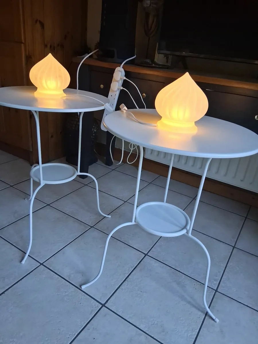 Side tables with glass lamps - Image 4