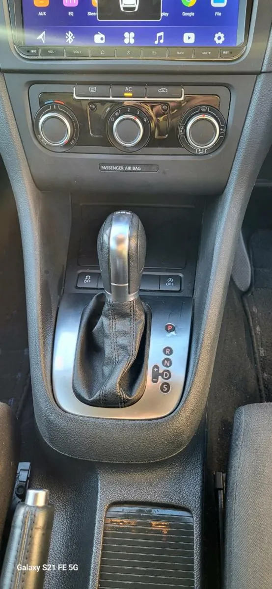 Volkswagen Golf 1.2 petrol Automatic Low Kms - Image 2