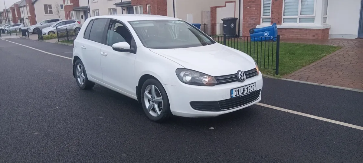 2011 Volkswagen Golf 1.2 - Image 1