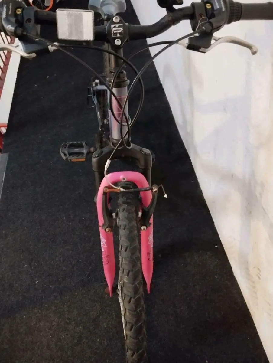 Girls 26inch bike - Image 4