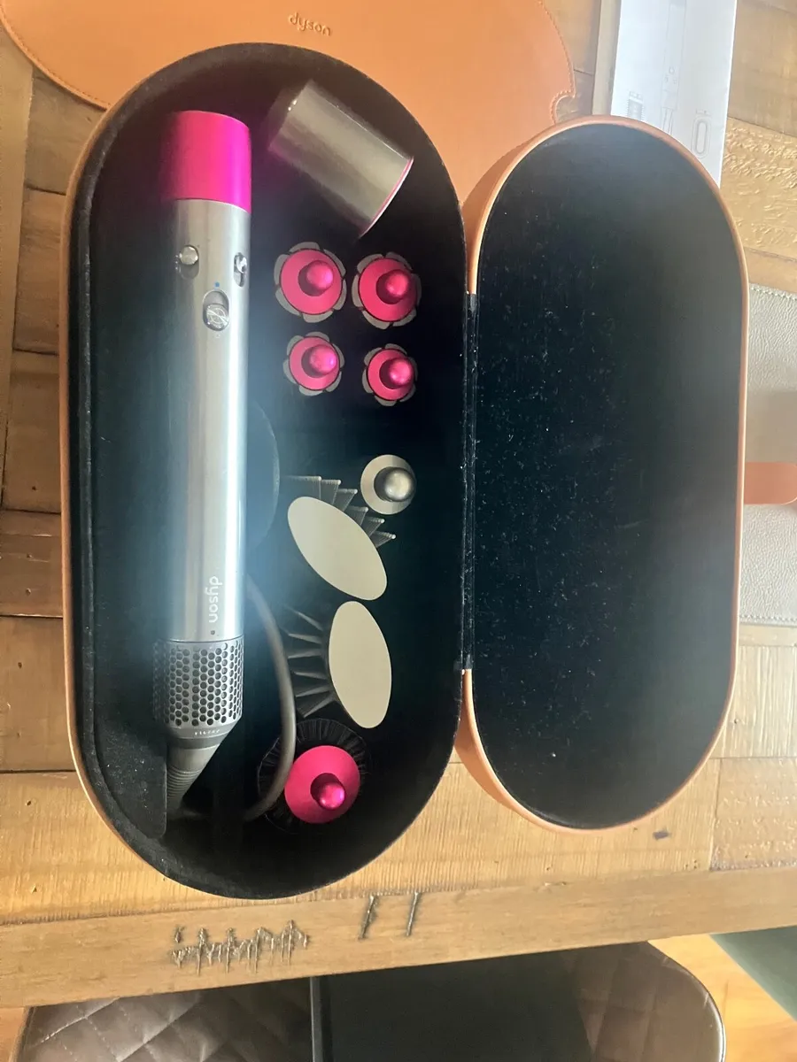 Dyson Complete Airwrap - Image 1