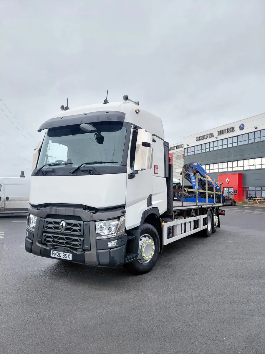 Renault T480 6x2 - Image 3