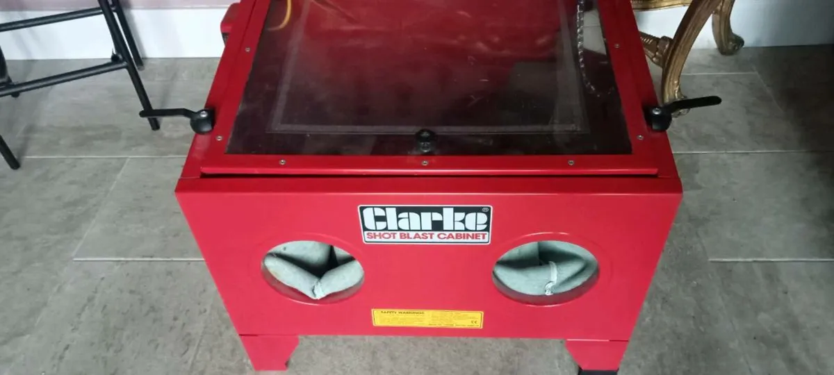 New shot blast cabinet - Image 1