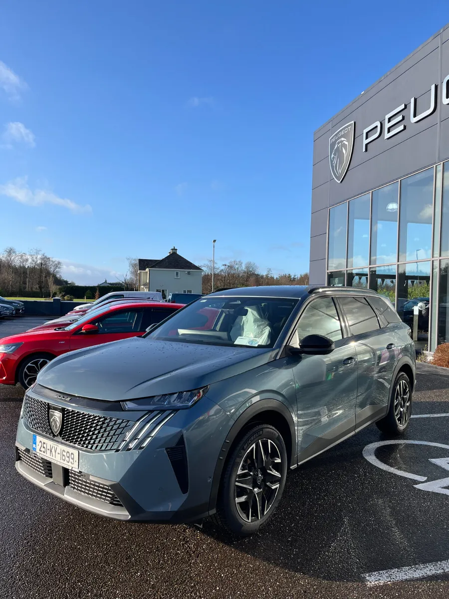 Peugeot 5008 2025 - Image 3