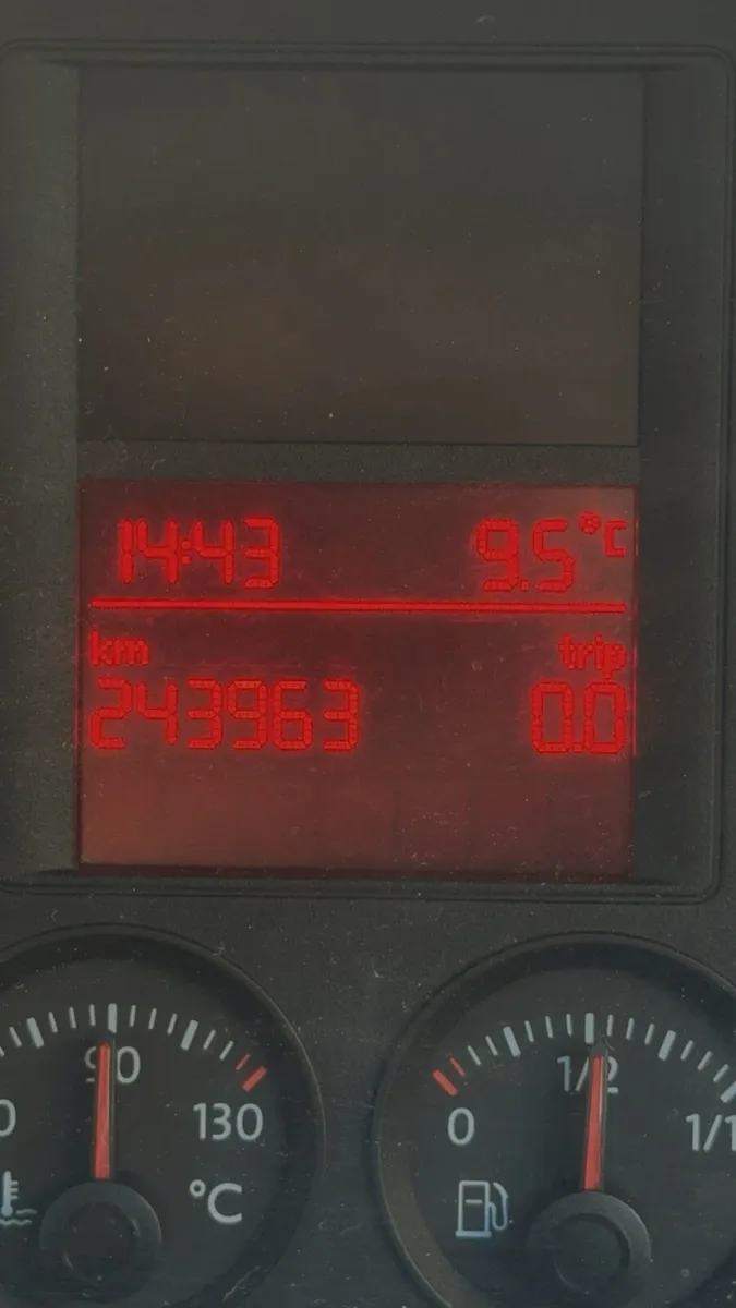 Volkswagen Golf 5 – 2005 | 1.4 Petrol | Blue - Image 3