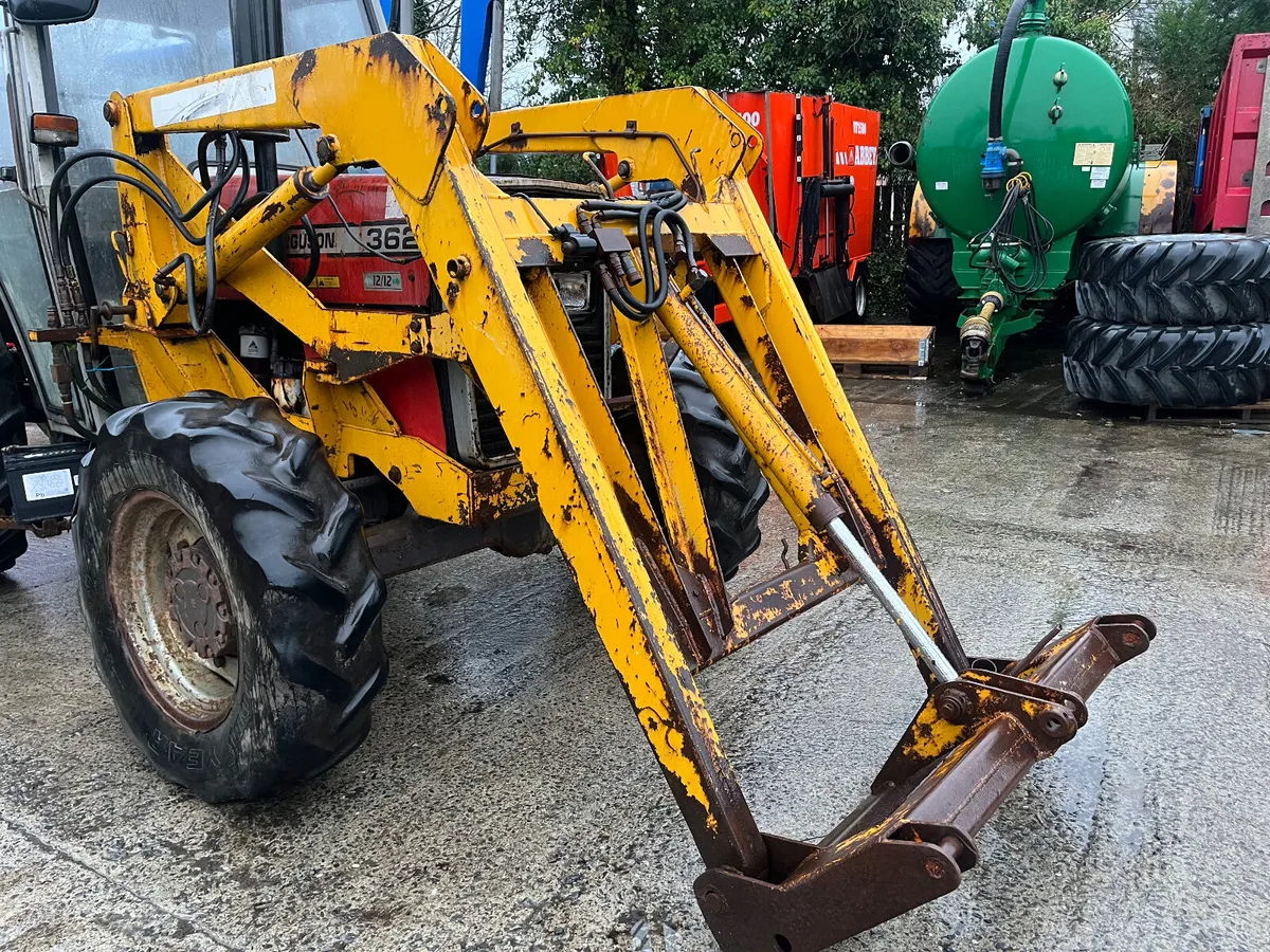 Grays loader - Image 4