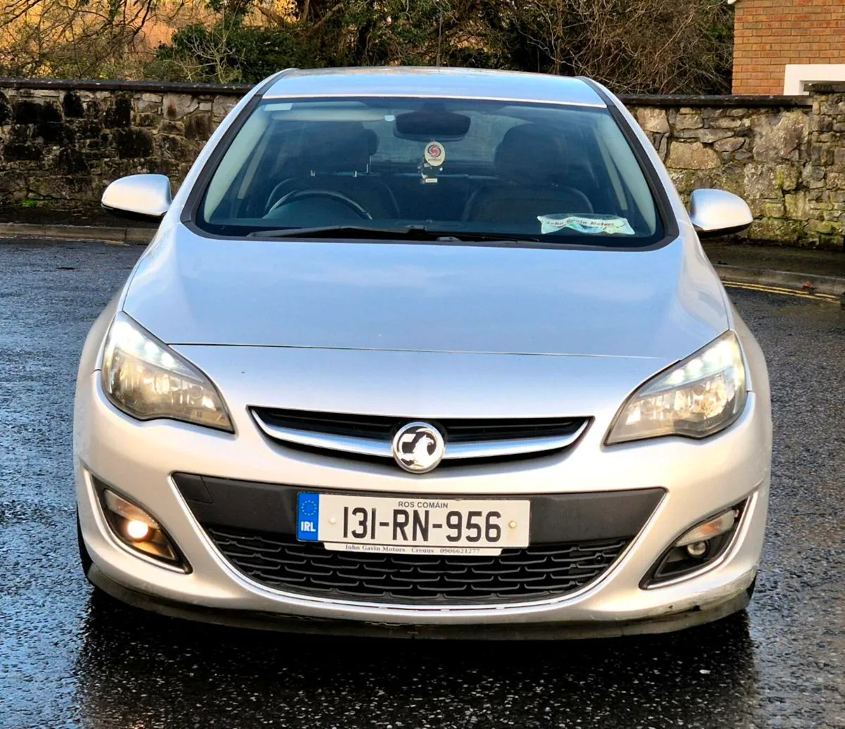 2013 Vauxhall Astra - Image 2