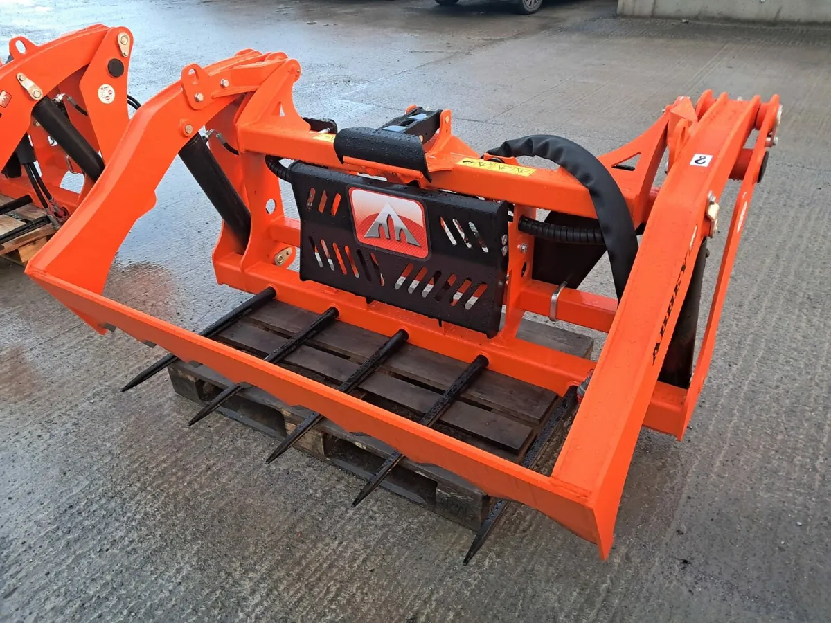 New Abbey Bale Shears - Image 2