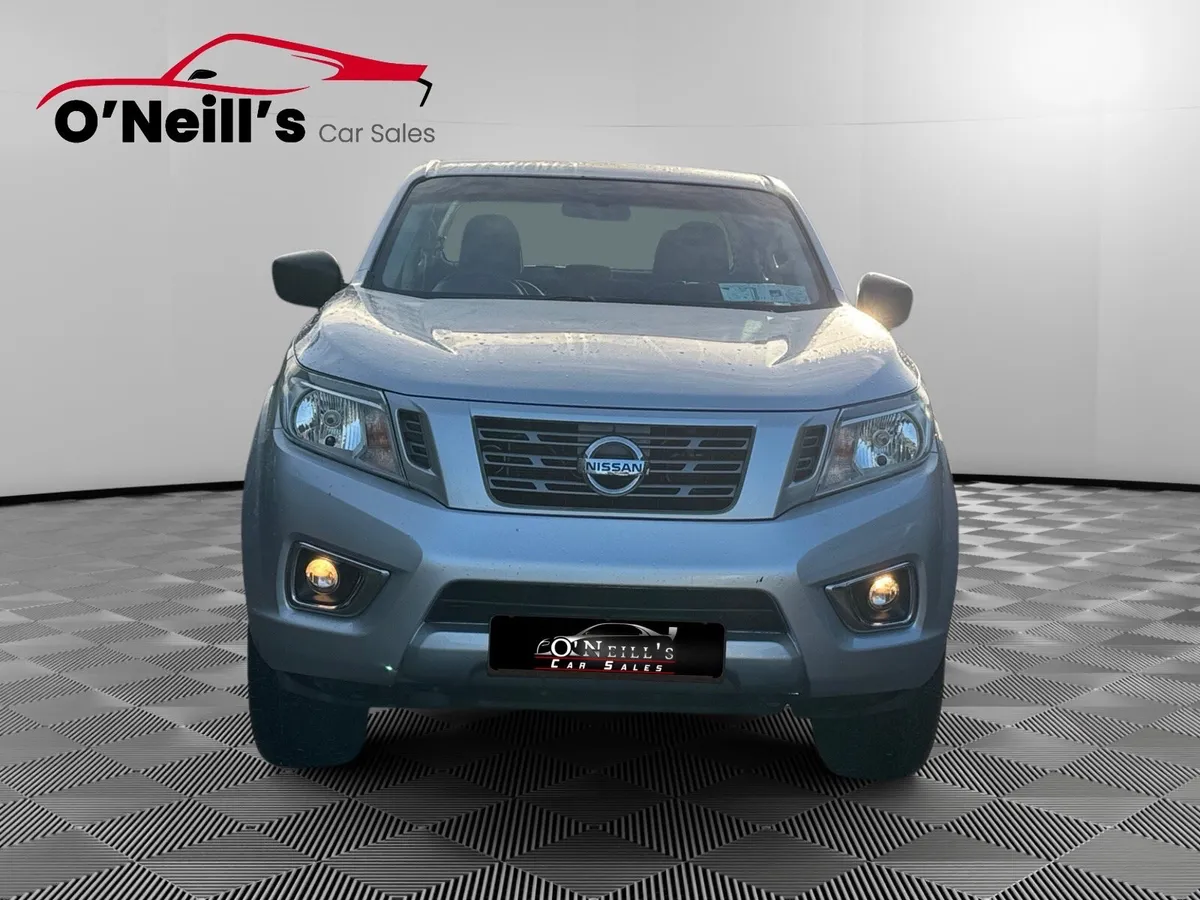 Nissan Navara 2017 *NO VAT* 2.3L XE DOUBLE CAB - Image 4