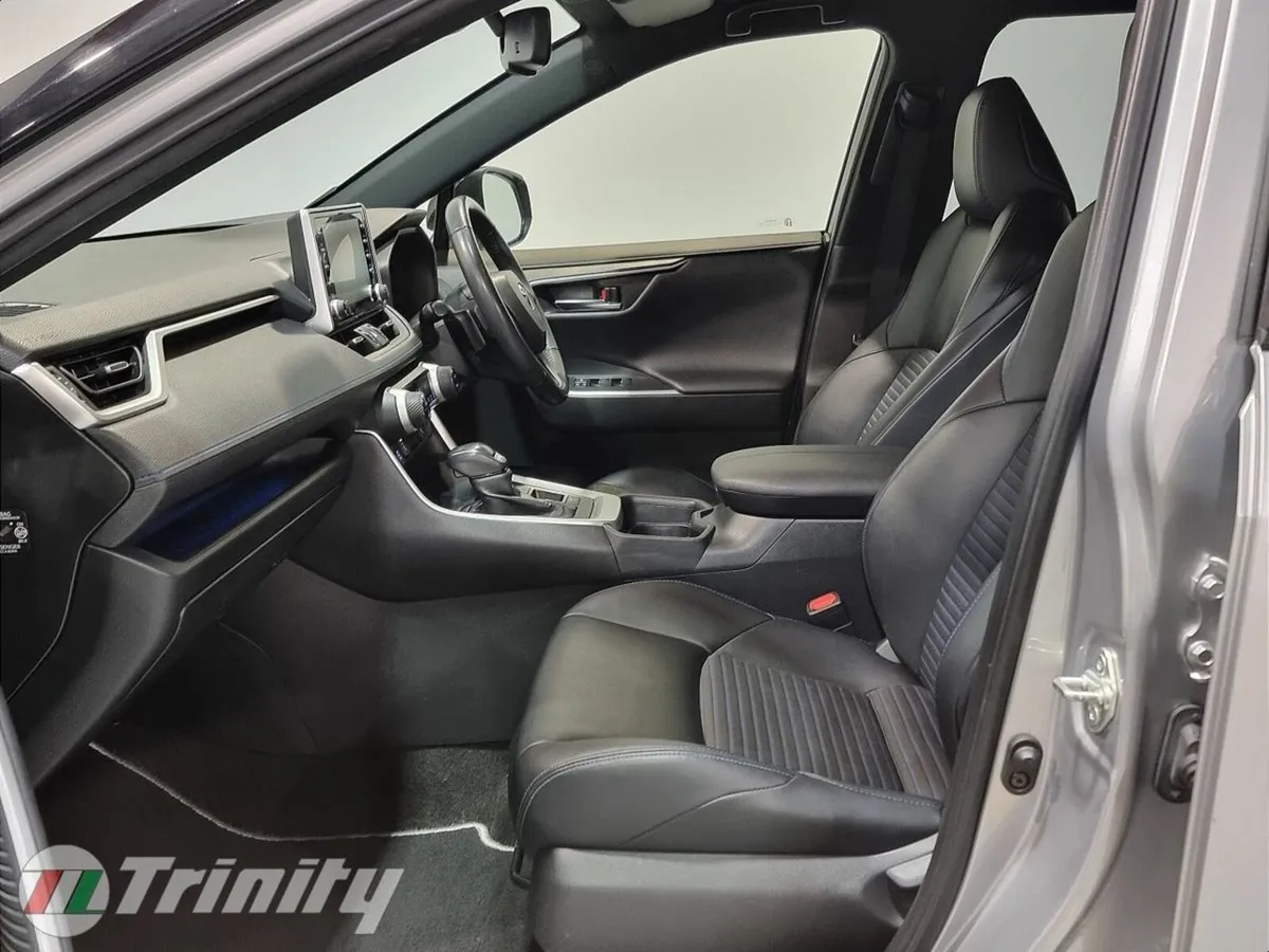 Toyota RAV4 ** DEPOSIT TAKEN ** 2.5 HYBRID SPORT * - Image 4