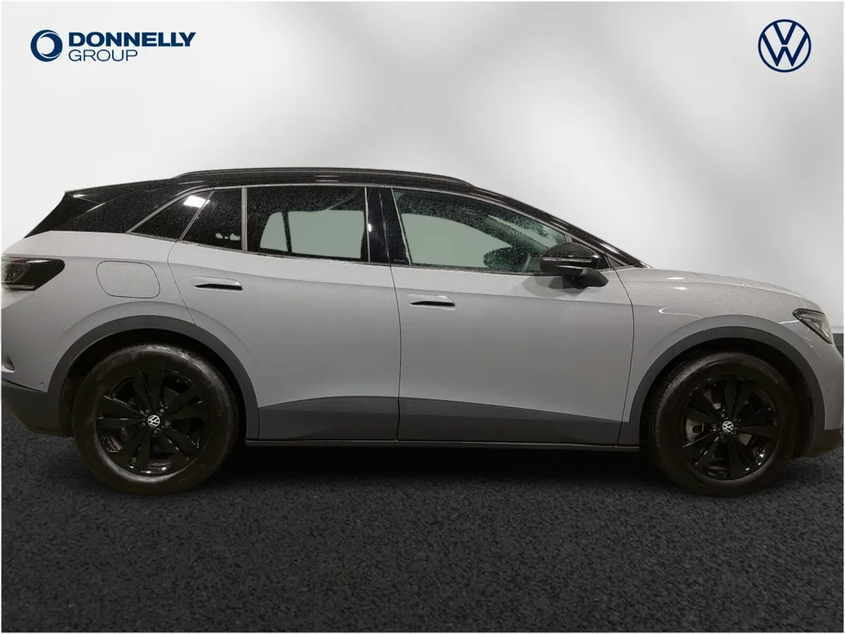 Volkswagen ID.4 Estate Black Edition - Image 4