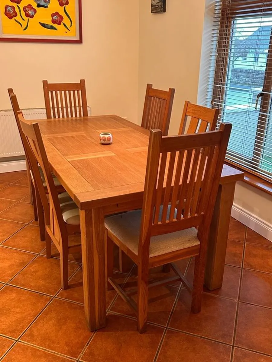 Modern oak table @ 6 chairs - Image 2