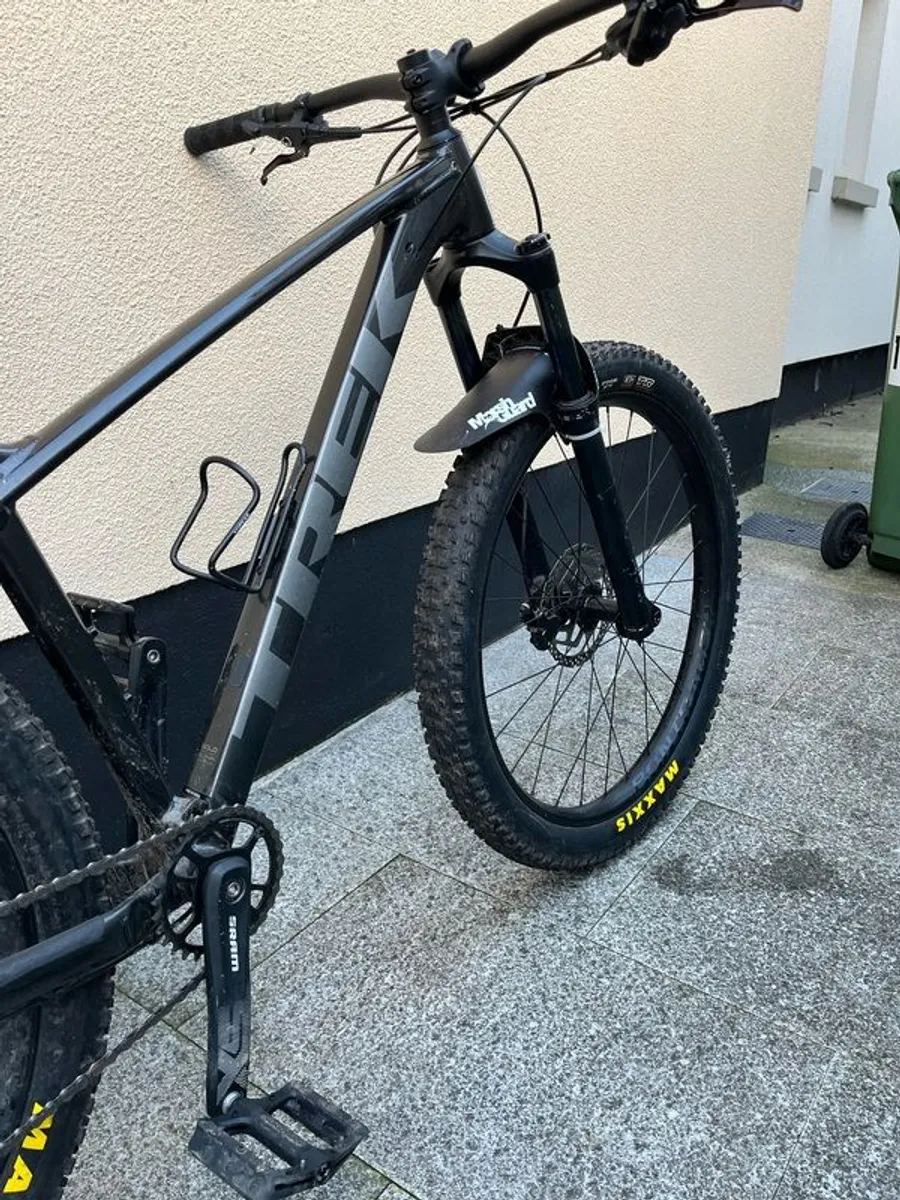 Trek Roscoe 7 mountain bike - Image 4