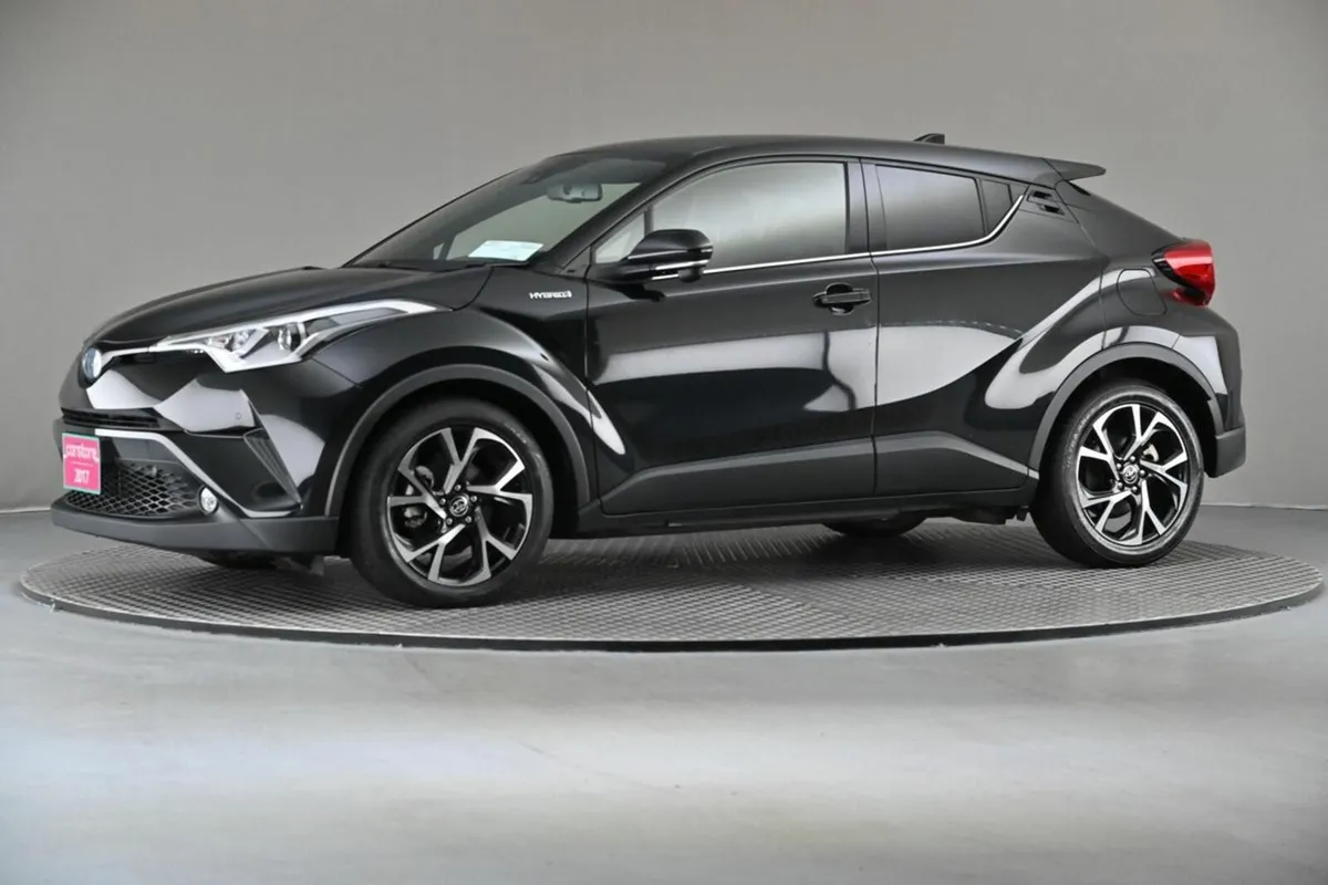 Toyota C-HR *JAN 2026 PRICING NOW* 1.8 HYBRID **HA - Image 4