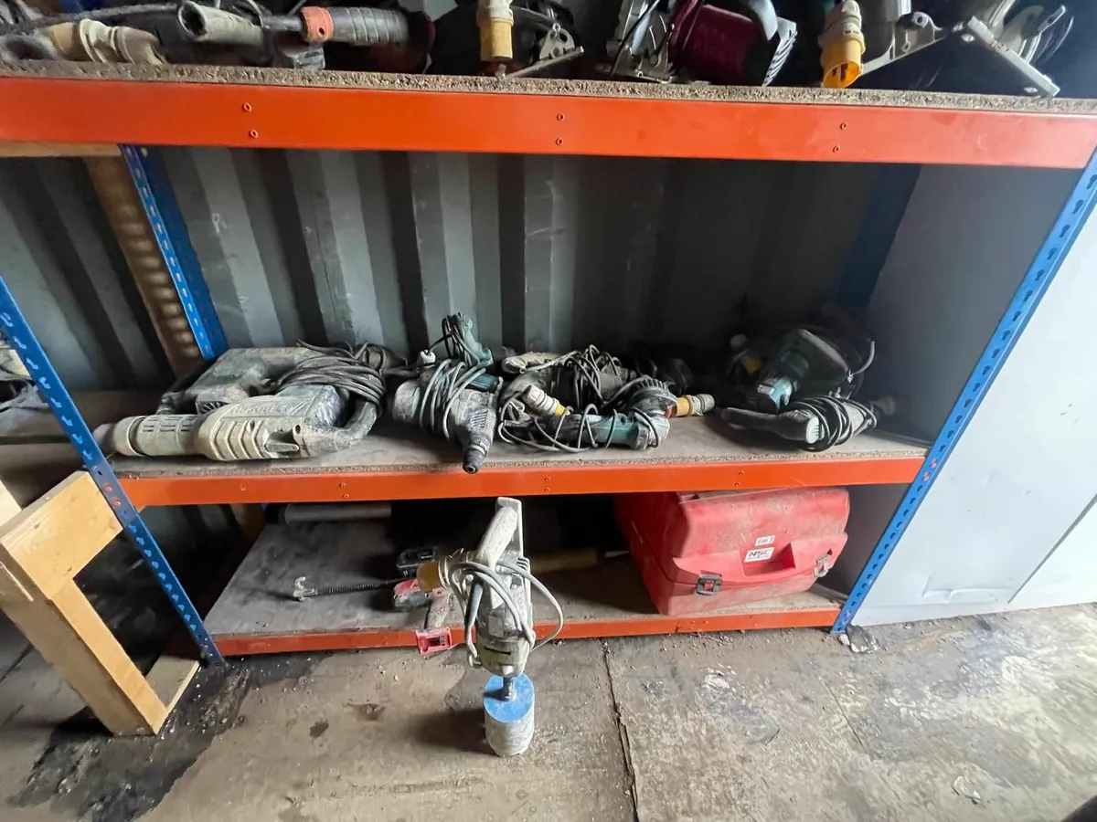 Large selection of surplus tools and containers. - Image 3