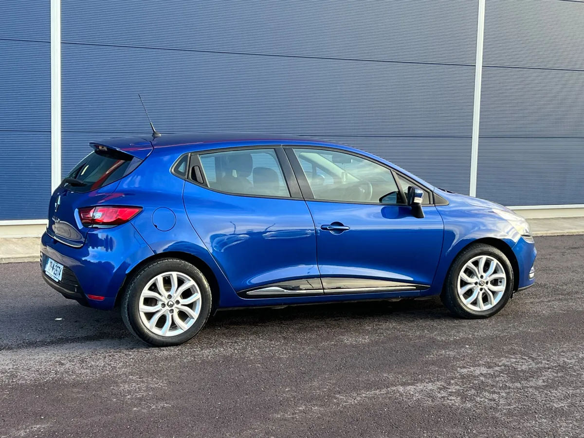 Renault Clio 2018 High spec small mileage - Image 4