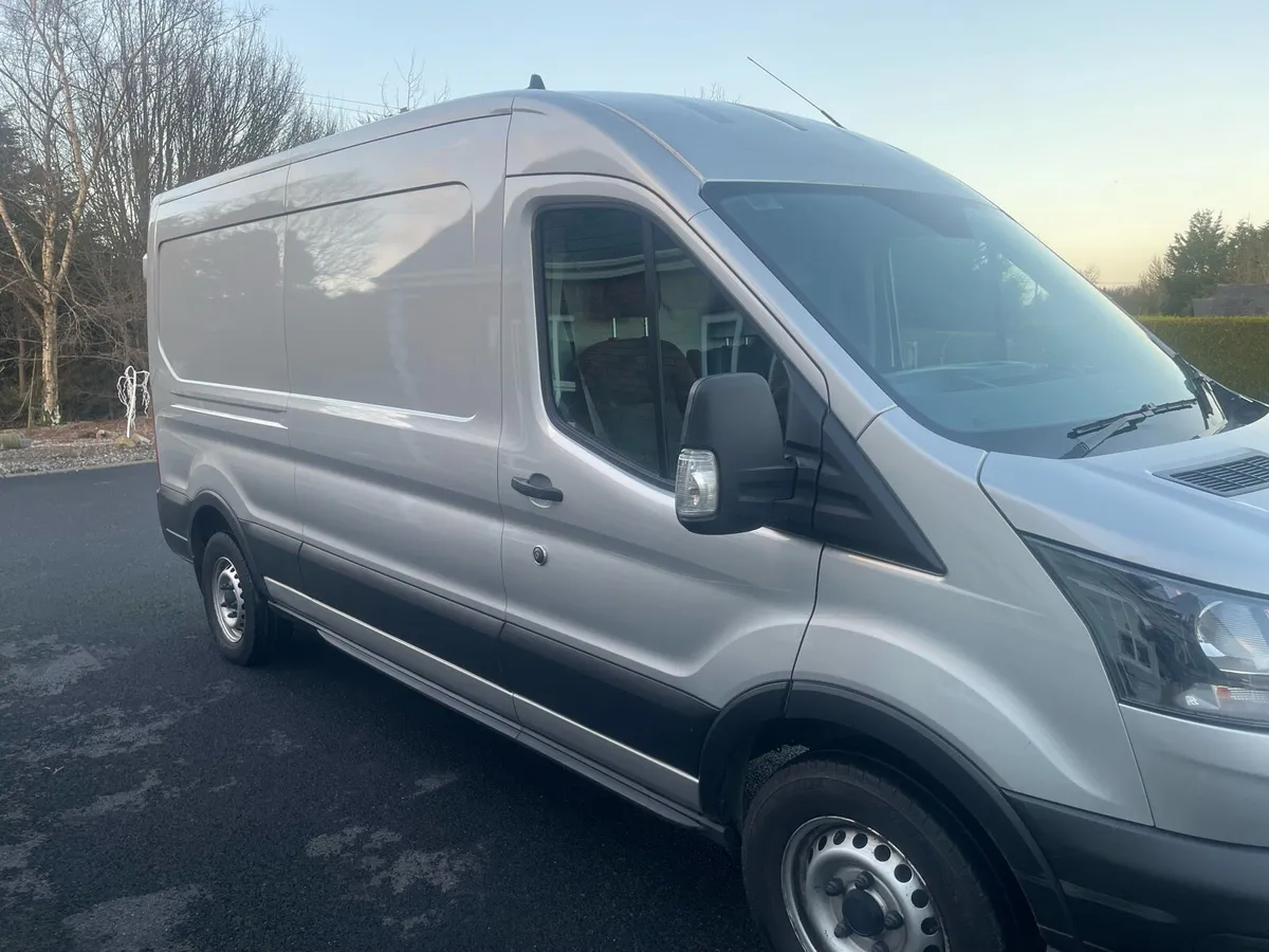 2021 Ford Transit 2.0 TDi with TAIL LIFT - Image 2