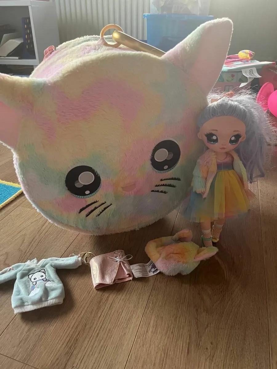 Girls toys - Image 1