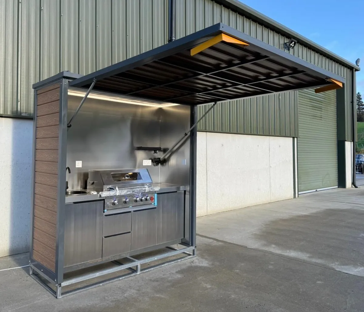 Online Auction **Tuesday 13th January** - Image 3