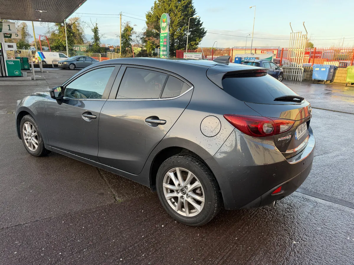 2014 Mazda 3 - Image 4