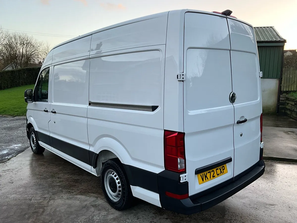 €215 VRT November 2022 Volkswagen Crafter MWB - Image 4