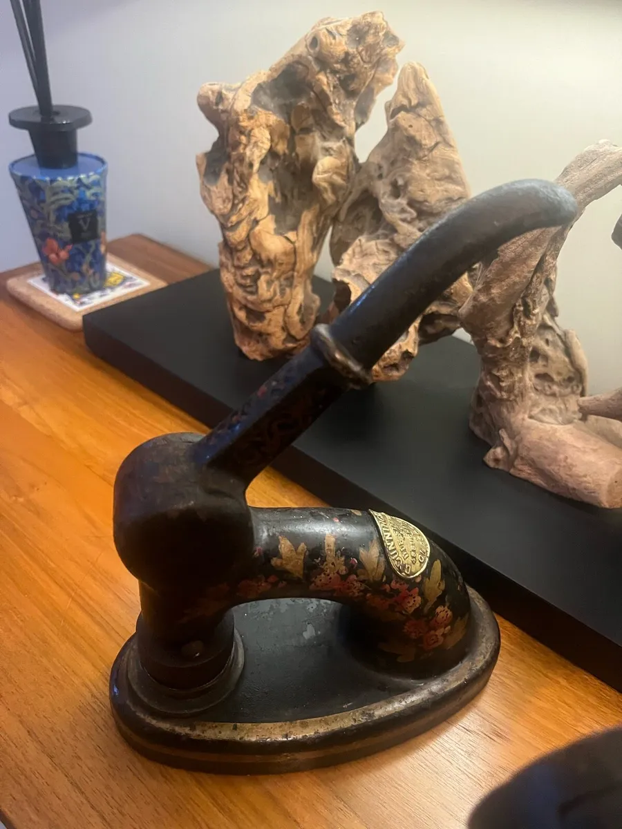 Antique Pair of Letter Embossing Presses - Image 4