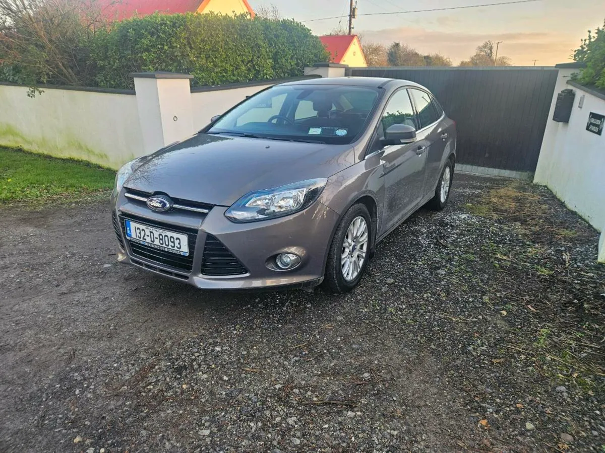 2013 ford fouc - Image 2