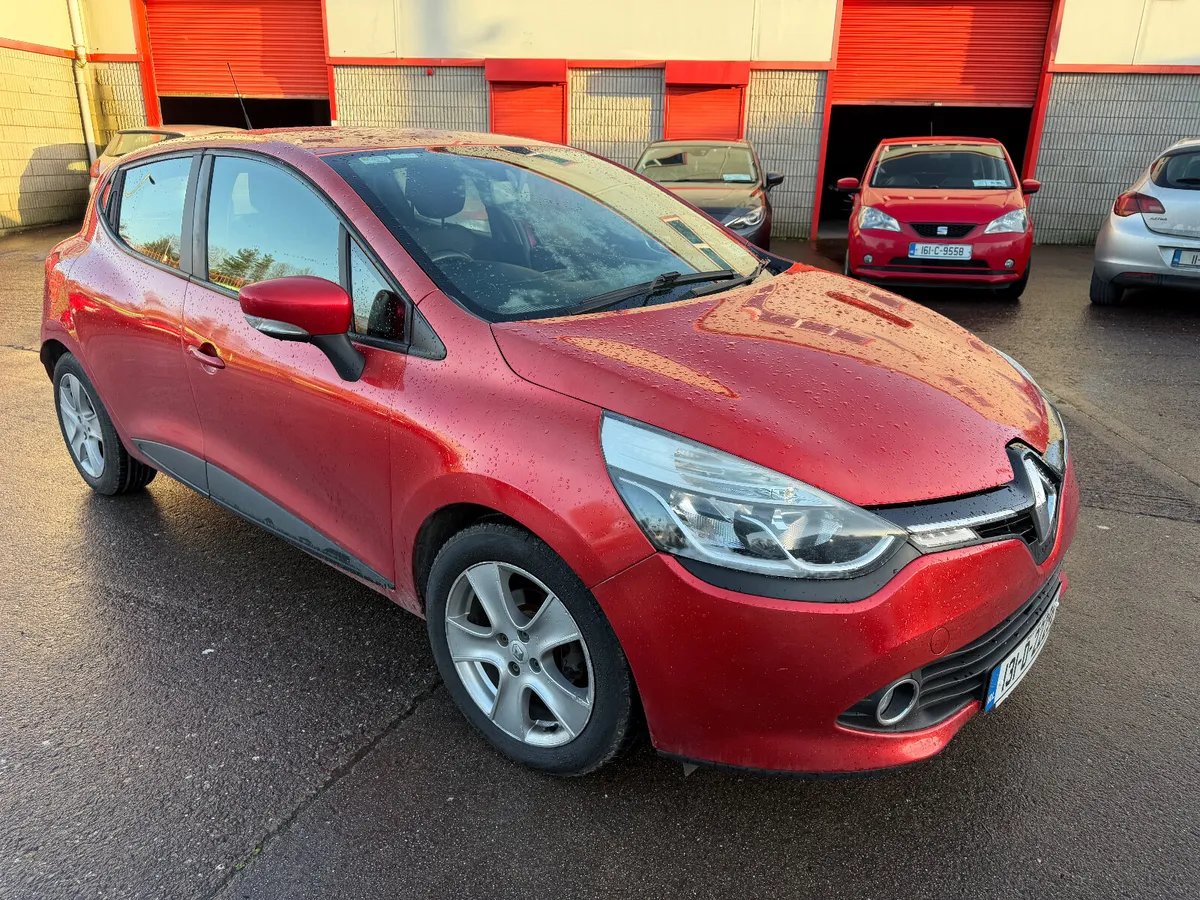 2013 Renault Clio - Image 1