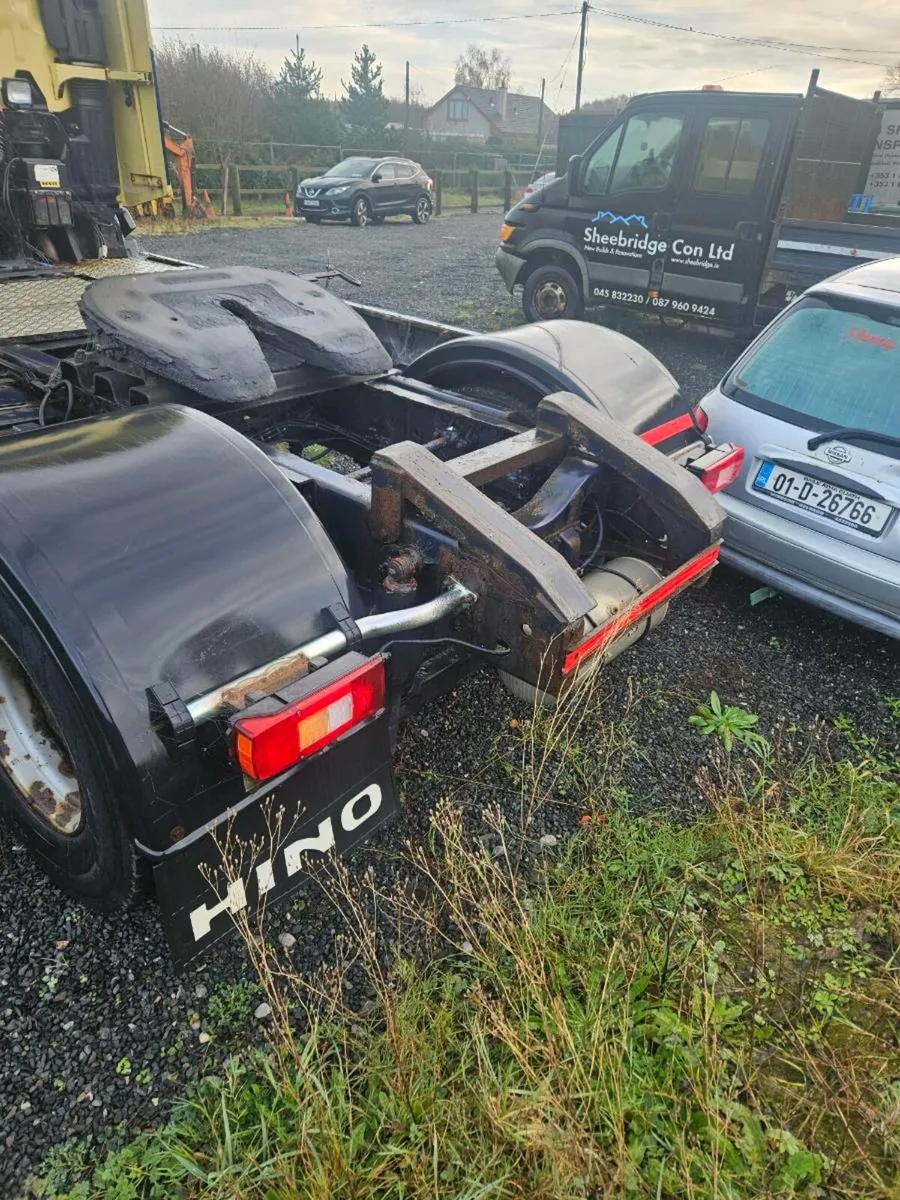 Hino t/unit - Image 4