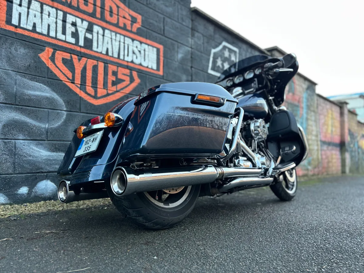 2016 HARLEY-DAVIDSON Street Glide Special - Image 3