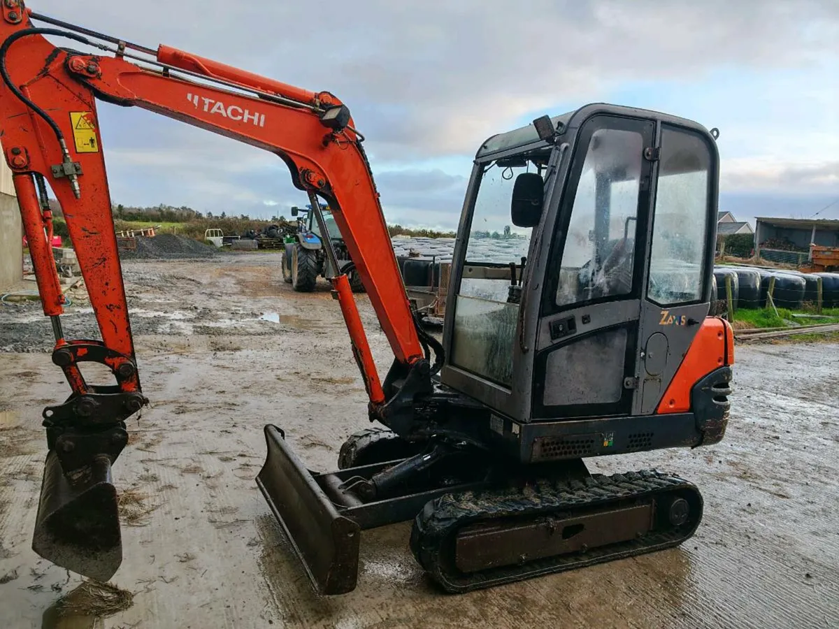 Hitachi zaxis 25 - Image 1