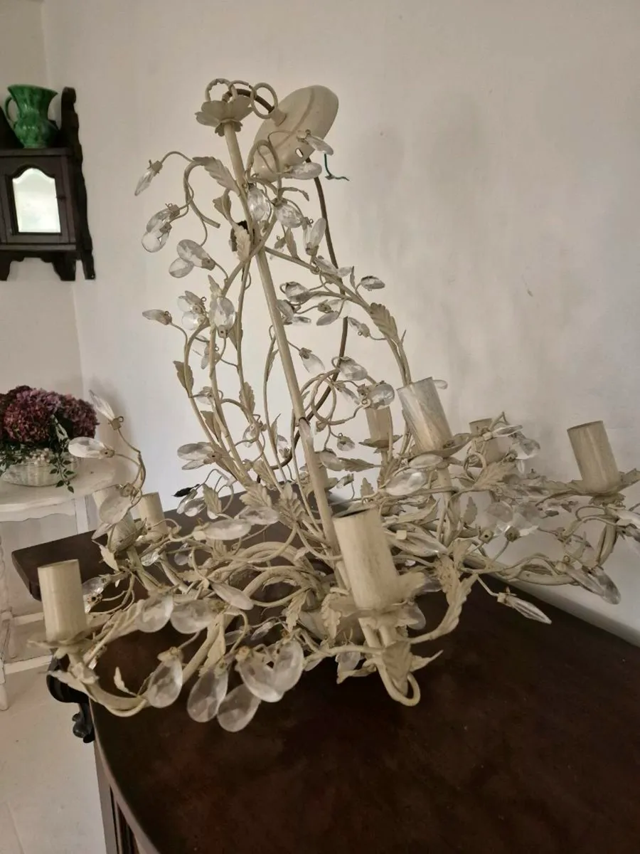 Light fitting - Image 2