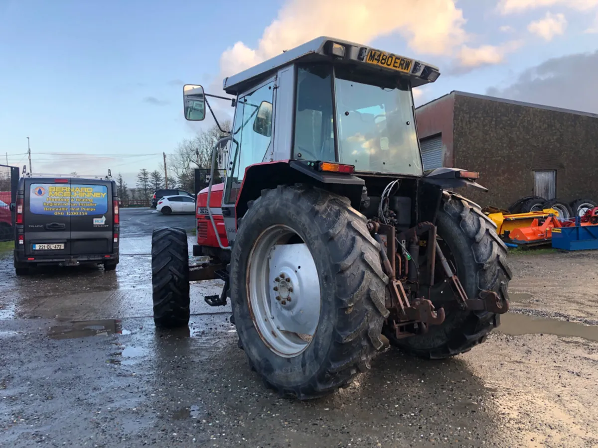 1995 Massey Ferguson 3075 - Image 3