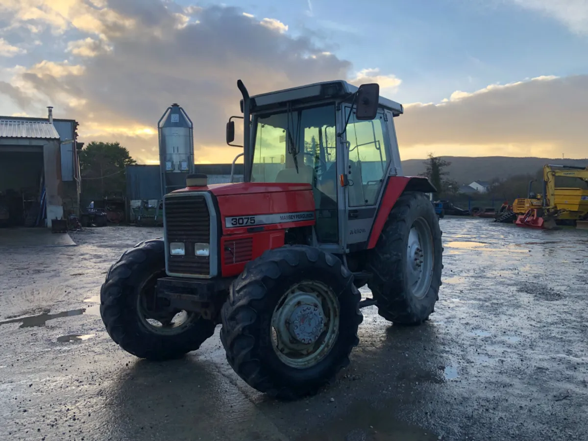 1995 Massey Ferguson 3075 - Image 2