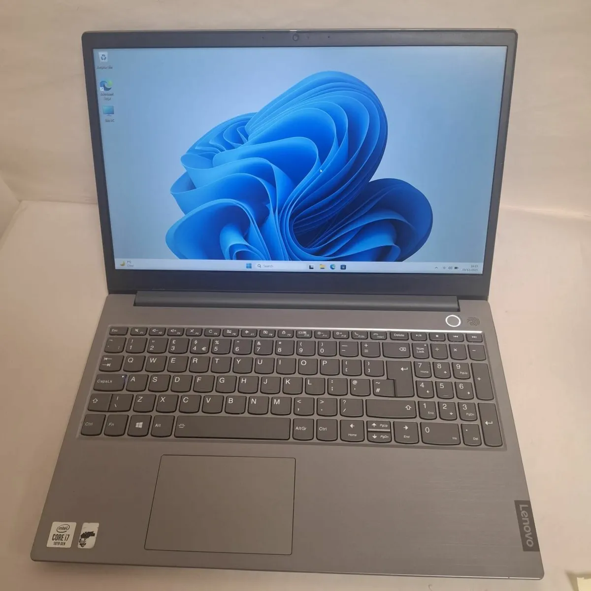 Lenovo ThinkBook 15 IIL | Intel i7 1065G7 | 16GB - Image 1