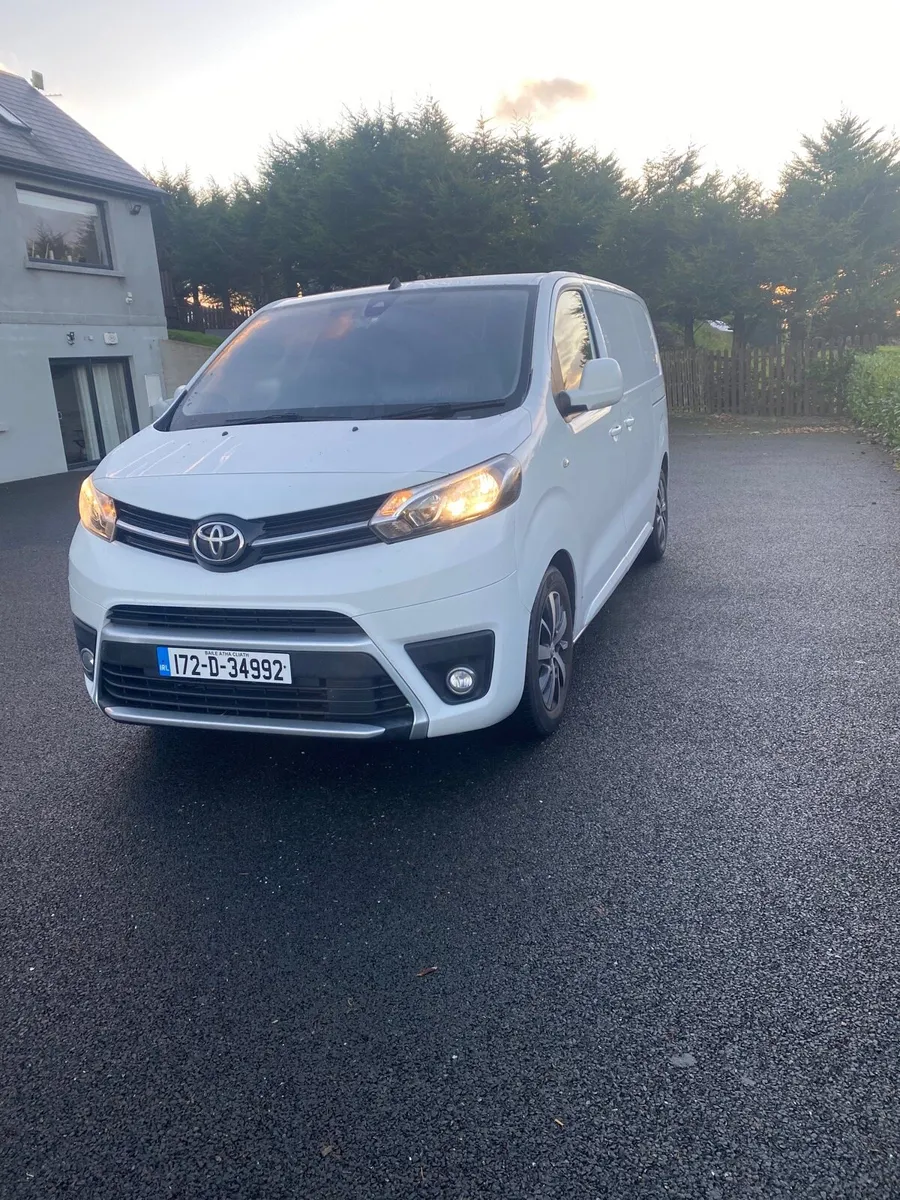 2017  Toyota Proace TOP SPEC - Image 3