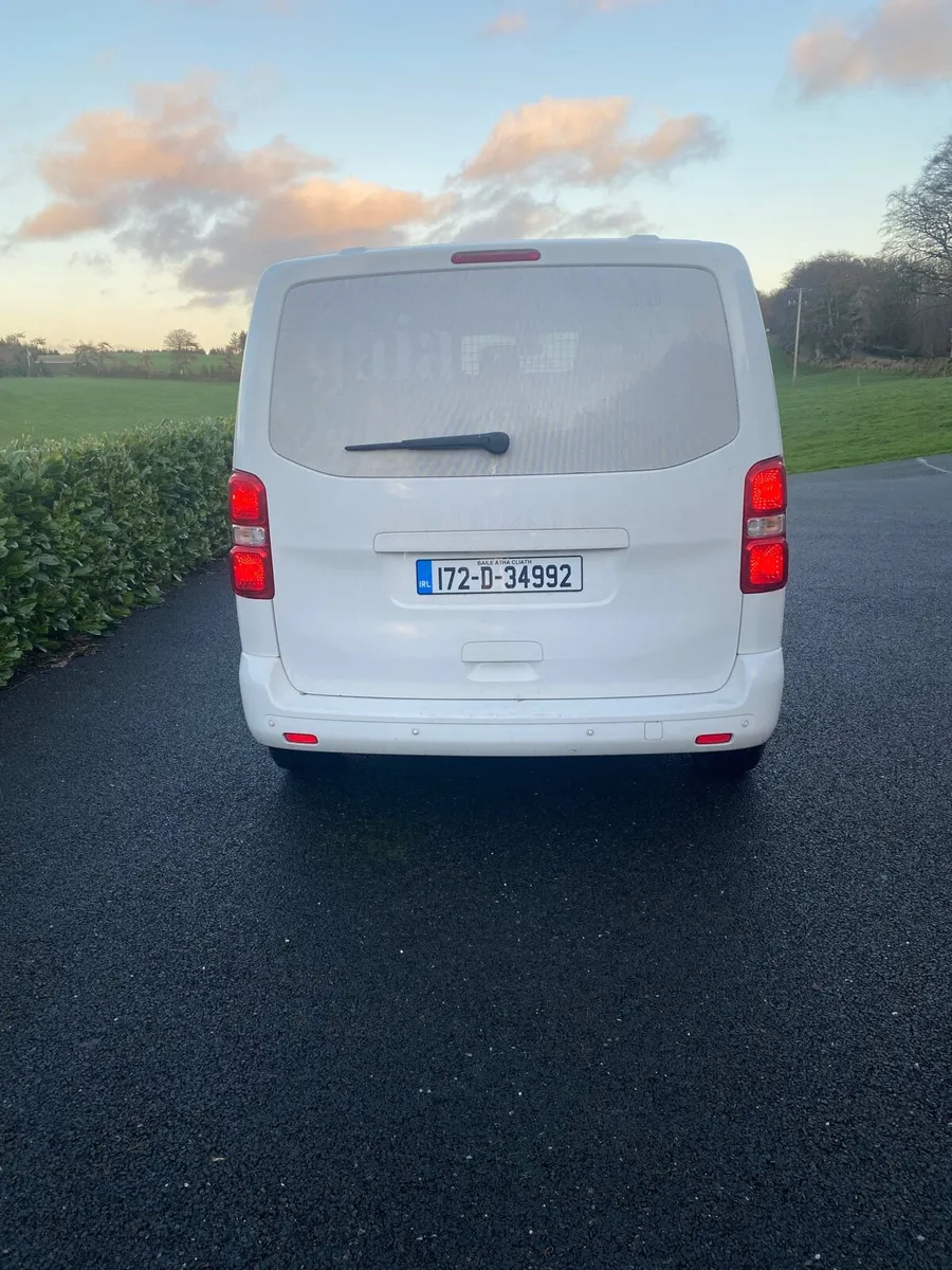 2017  Toyota Proace TOP SPEC - Image 4