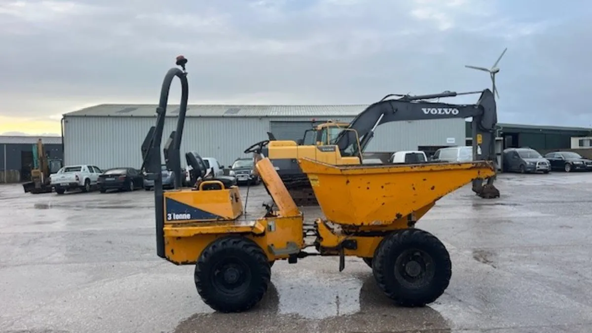 2013 Thwaites 3 Ton Swivel Dumper - Image 3
